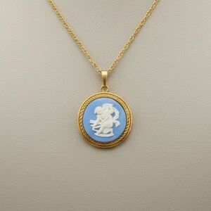 Vintage Van Dell 12K GF Wedgwood Jasperware Cameo Pendant Necklace Blue Cherub